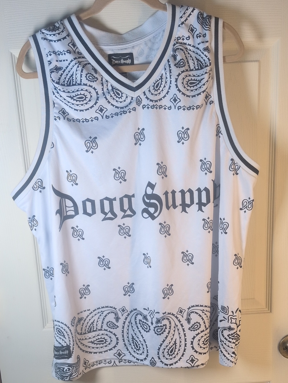 Dogg Supply White Tank With Black Print